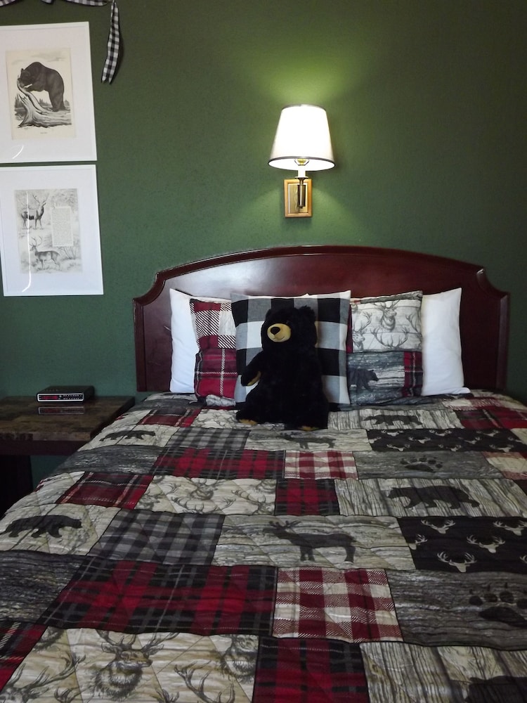 Crest Country Inn - photo 96