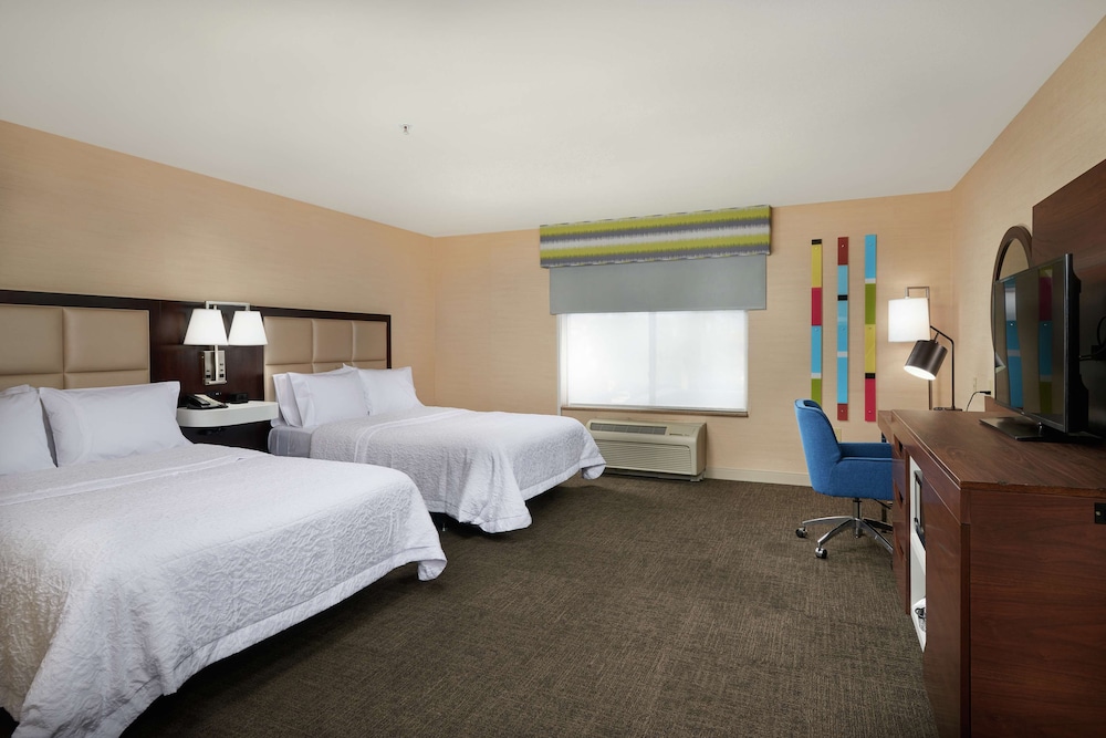 Hampton Inn & Suites Phoenix Surprise - photo 8