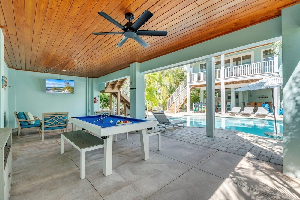 Jersey Girl home — 4-Star Luxury Hotel in Anna Maria, United States