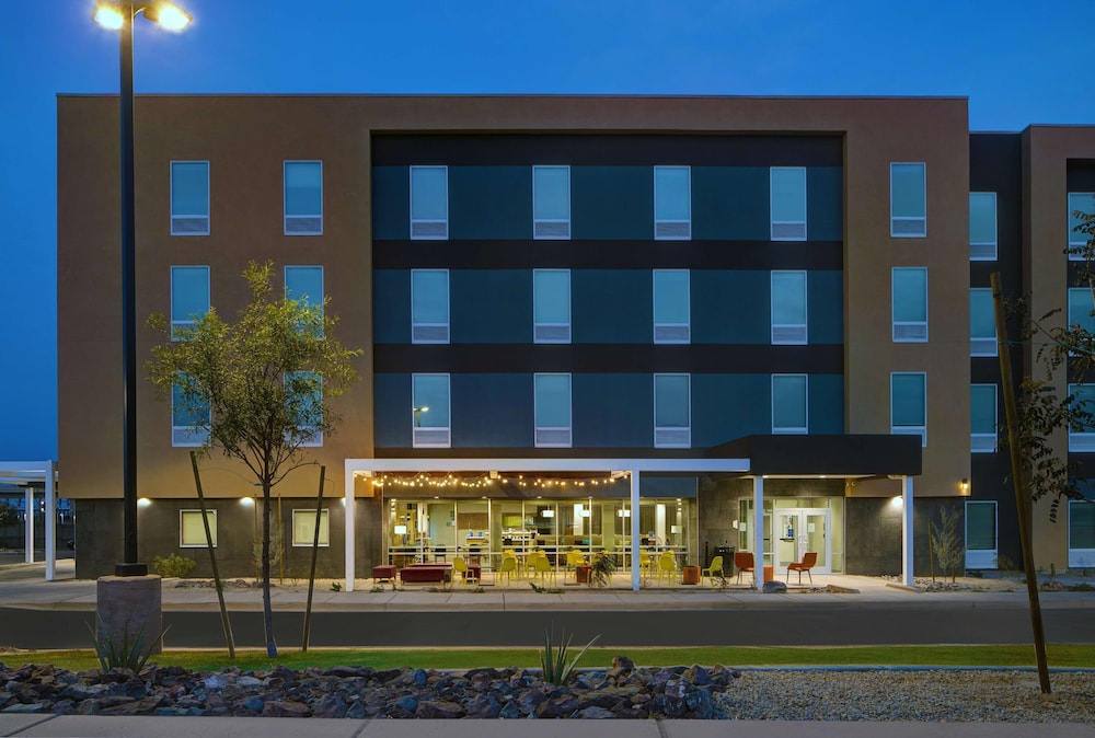 Home2 Suites by Hilton Yuma Pivot Point - photo 42