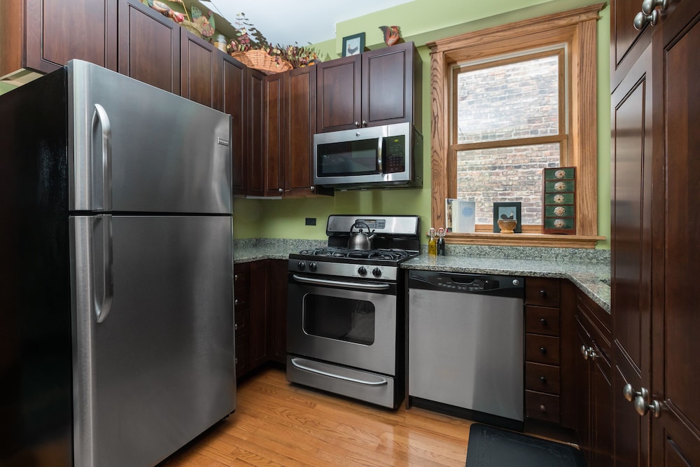 Chicago Guest House Wrigleyville - photo 22