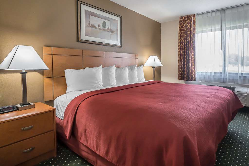 Quality Inn Coralville Iowa River Landing - photo 22