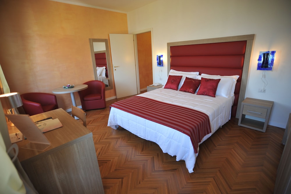Hotel Astoria - carbon neutral hotel in Fermo
