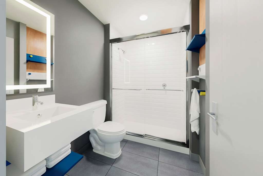 Microtel Inn & Suites by Wyndham Winchester - photo 17