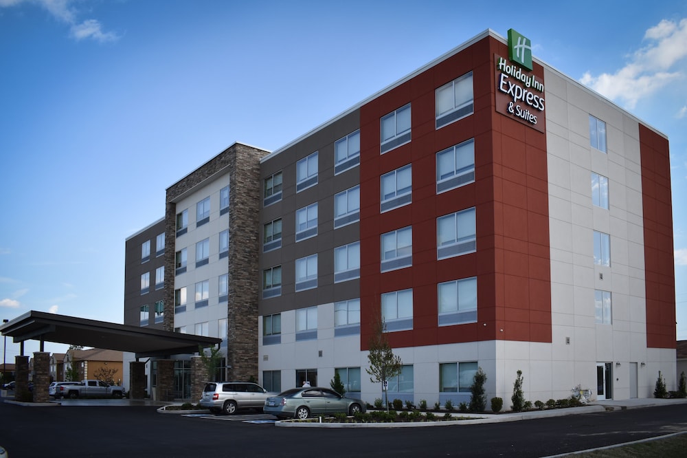 Holiday Inn Express and Suites West Memphis by IHG - carbon neutral hotel in West Memphis