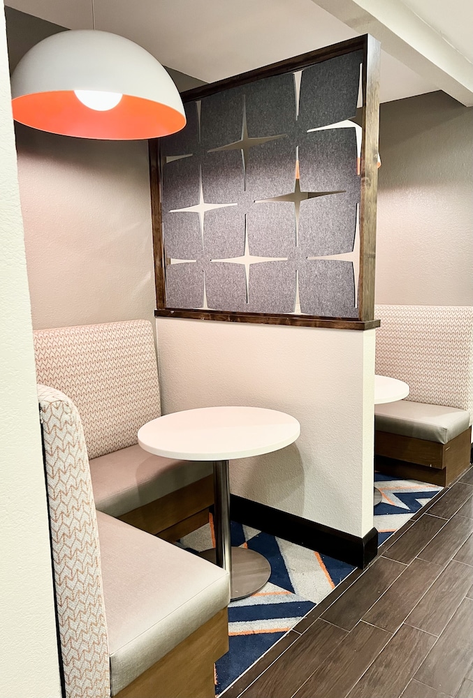 Hampton Inn Ft. Walton Beach - photo 9
