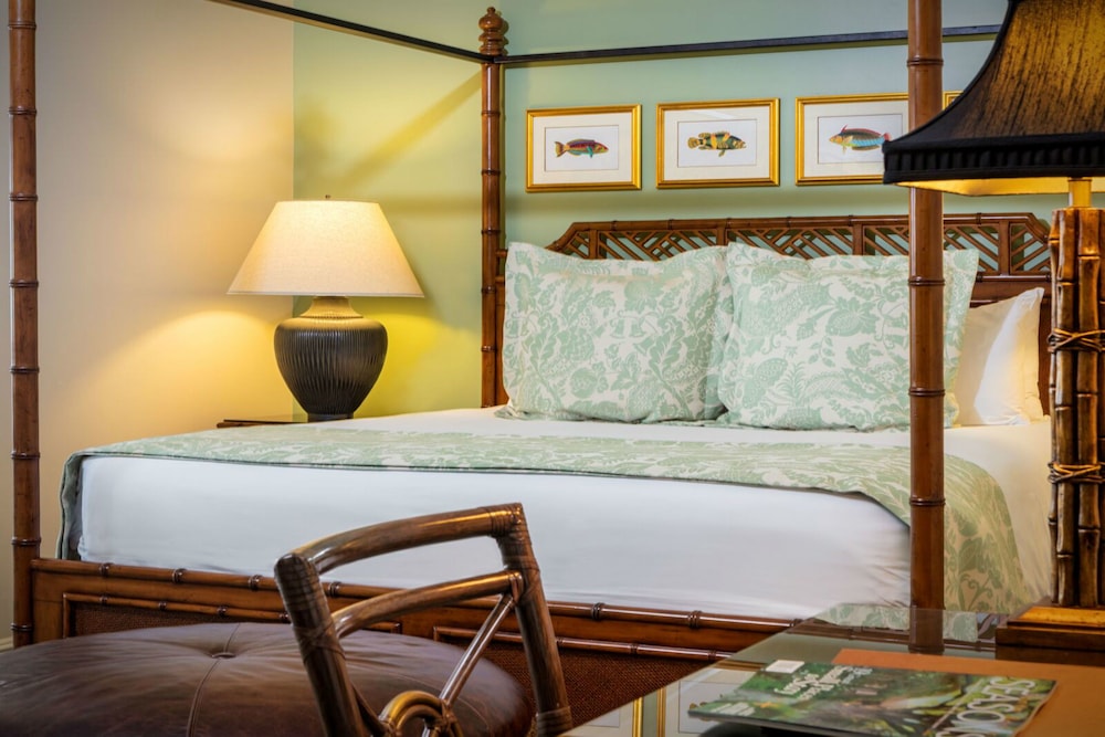 Santa Barbara Inn - photo 11