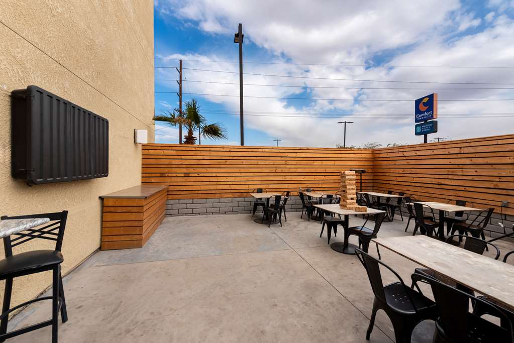 Comfort Inn & Suites El Centro I 8 - photo 3