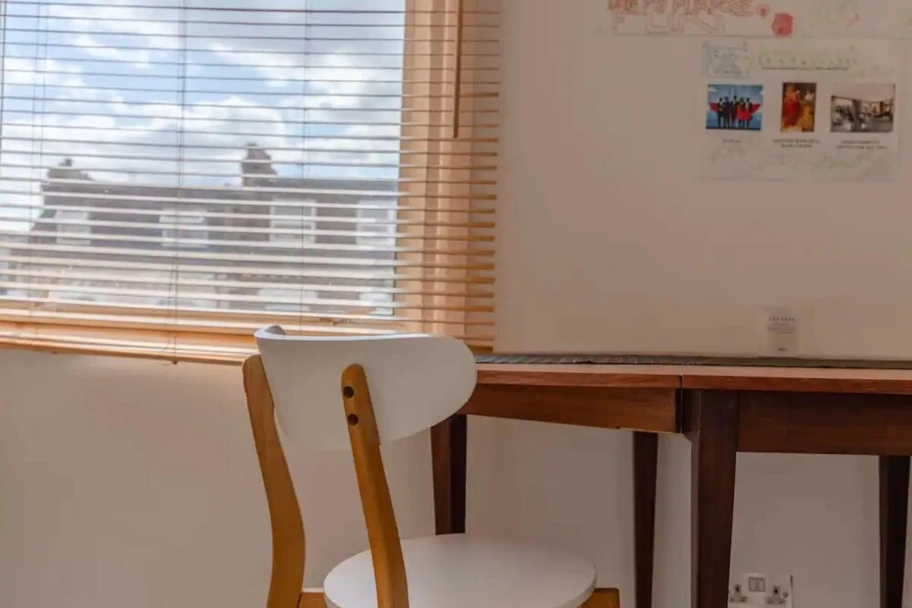 Mid City Charm 1 bed Apartment in London — 4-Star Luxury Hotel in London, United Kingdom
