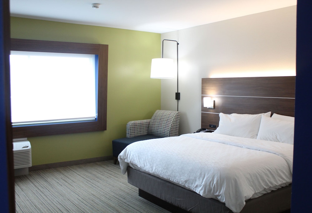 Holiday Inn Express & Suites Latta by IHG - photo 6