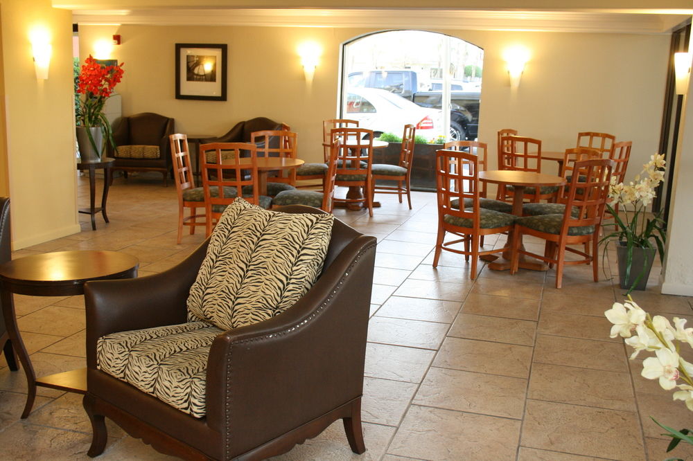 Red Roof Inn PLUS Neptune Beach Jacksonville Beach - photo 4