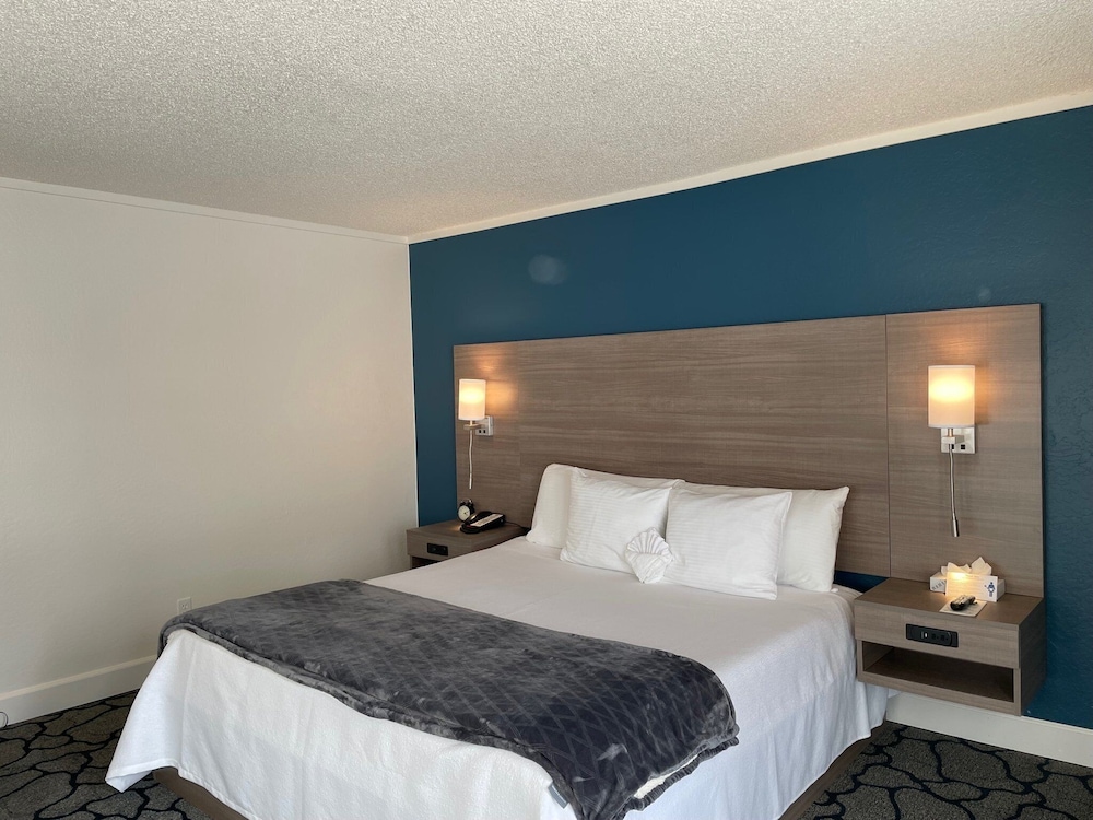Crown Motel and Family Resort - photo 48
