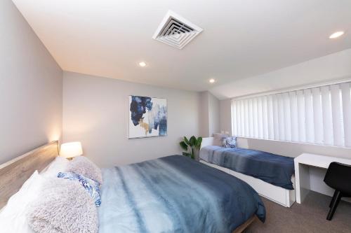 Booti Booti Chateau Lakeside — 4-Star Luxury Hotel in Forster, Australia