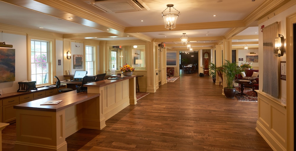 The Groton Inn - photo 3