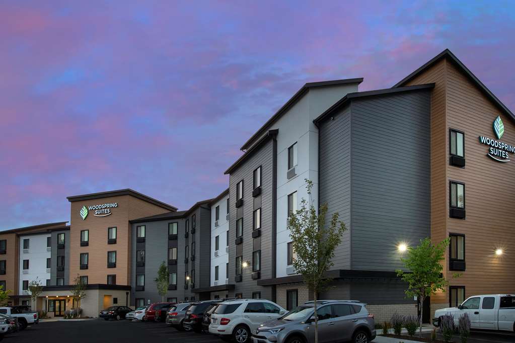 WoodSpring Suites Seattle Tukwila - photo 4