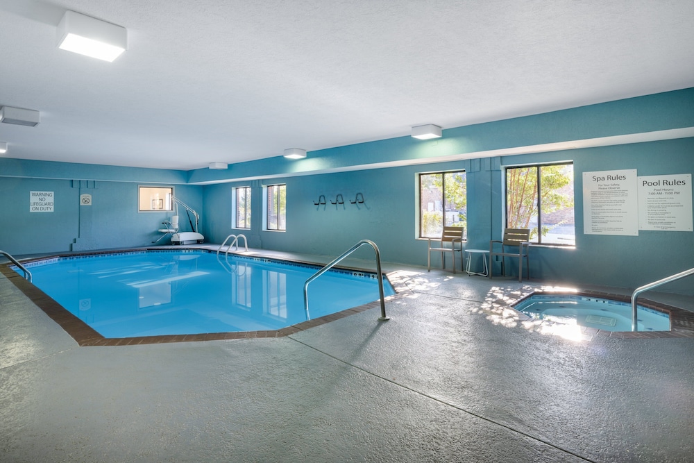 Holiday Inn Express Corydon by IHG - photo 29