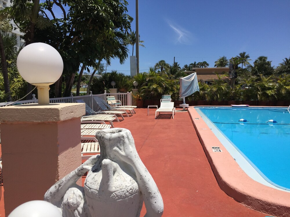 Sea Cove Resort Motel - photo 23