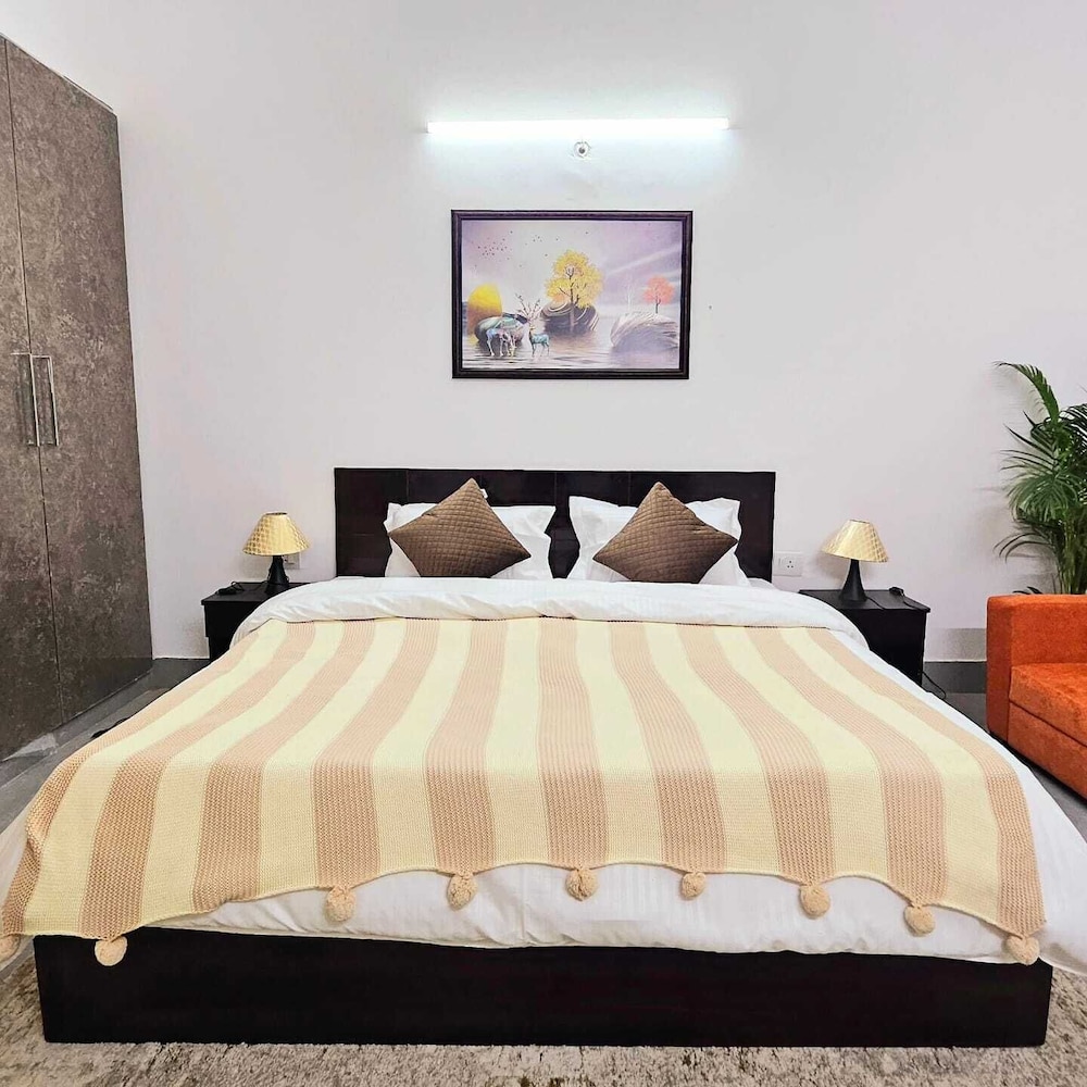 Lux Studio Epic Stay — Gurgaon — photo 5