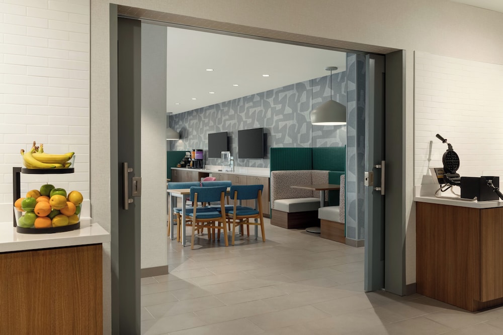 Home2 Suites By Hilton Denton - photo 16