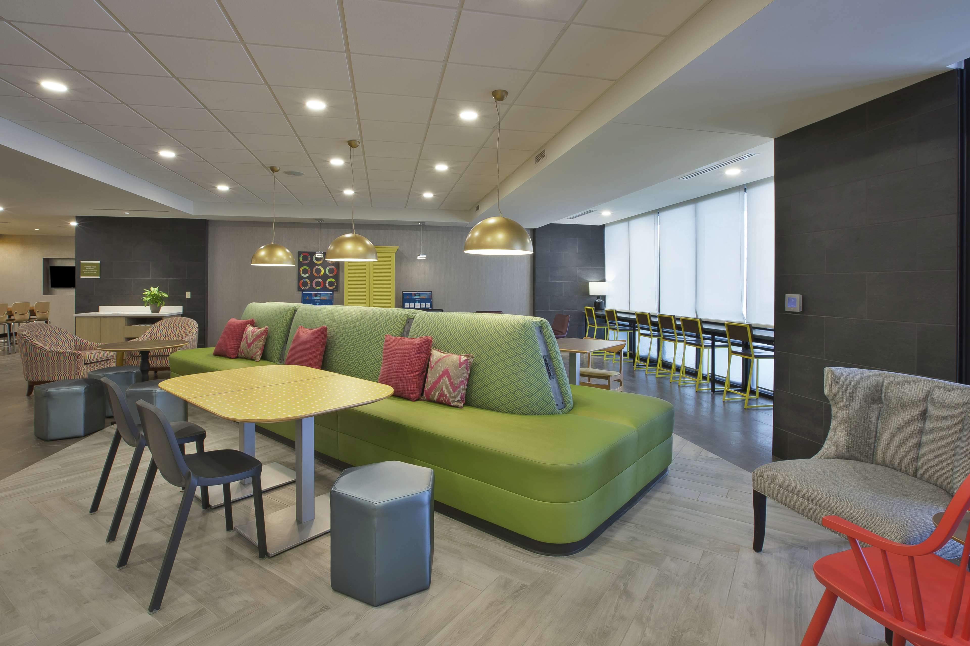 Home2 Suites by Hilton Holland - photo 4