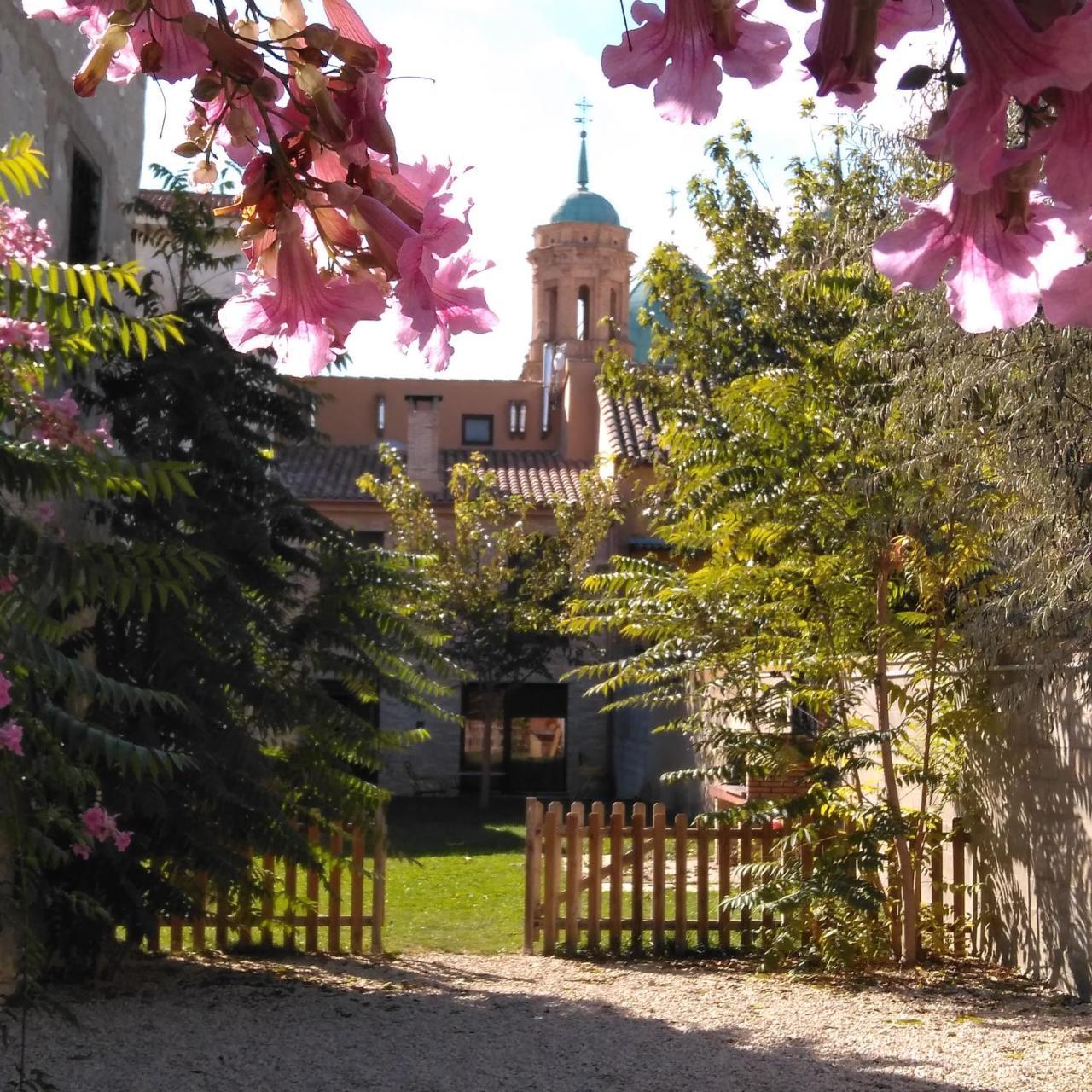 Casa Rural Alicia — 4-Star Luxury Hotel in Villafranca De Ebro, Spain