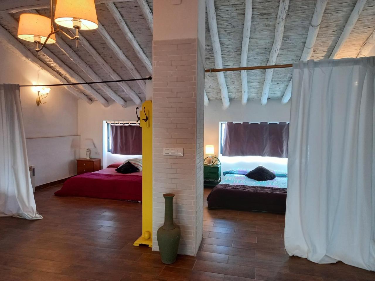 La Gata Mala pet-friendly hotel Navarres