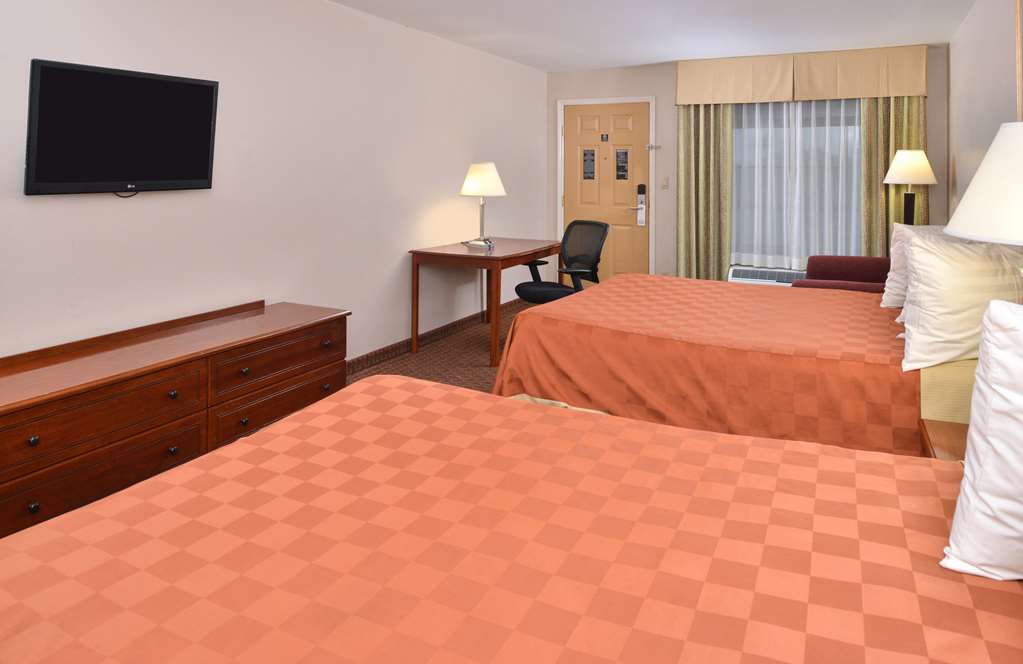 Americas Best Value Inn & Suites San Benito - photo 13