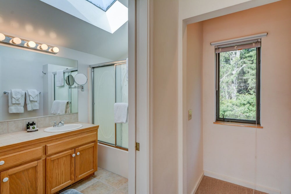 Pacific Splendor Private Hot Tub w Views — Sea Ranch — photo 4
