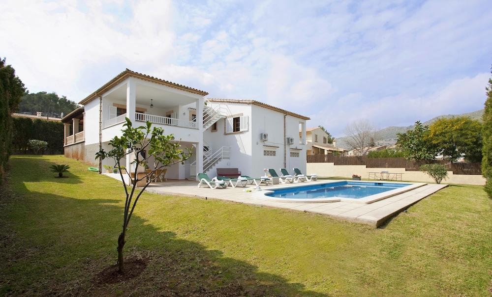 Villa Tomas — 4-Star Luxury Hotel in Pollenca, Spain