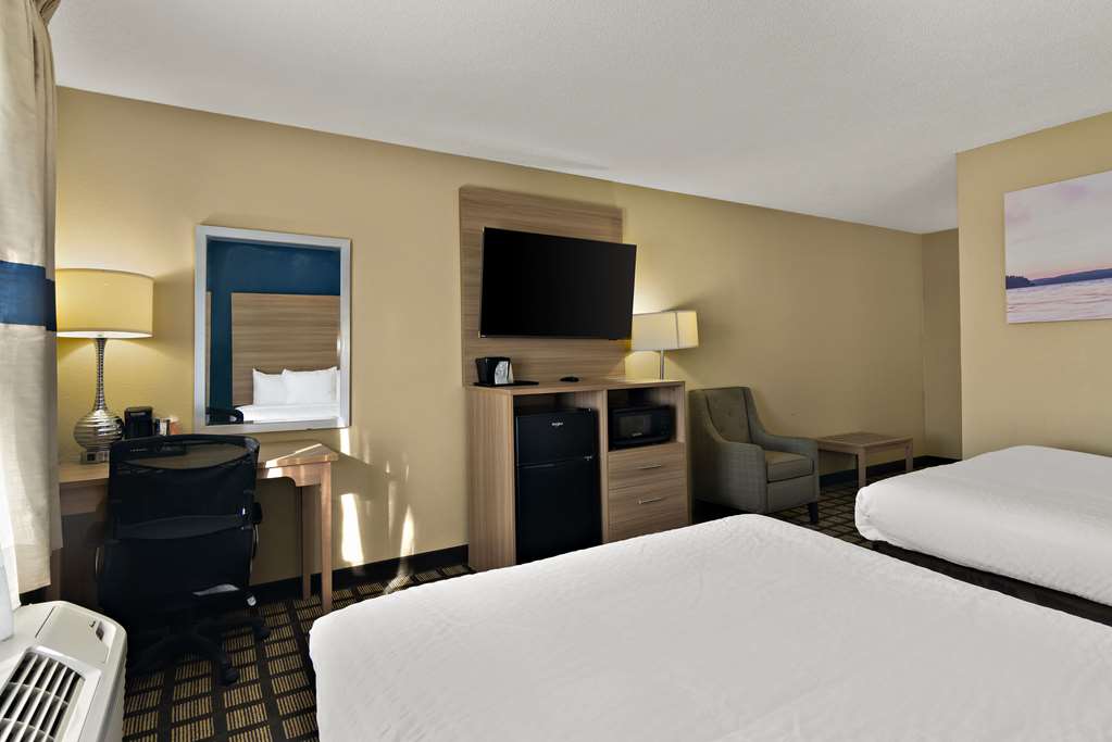 Clarion Pointe Bloomington Normal I 55 University - photo 12