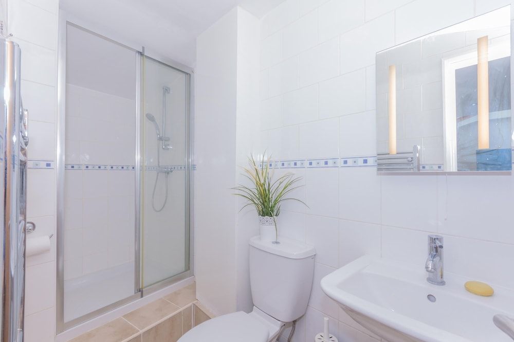 Karah Suites Baker Street
