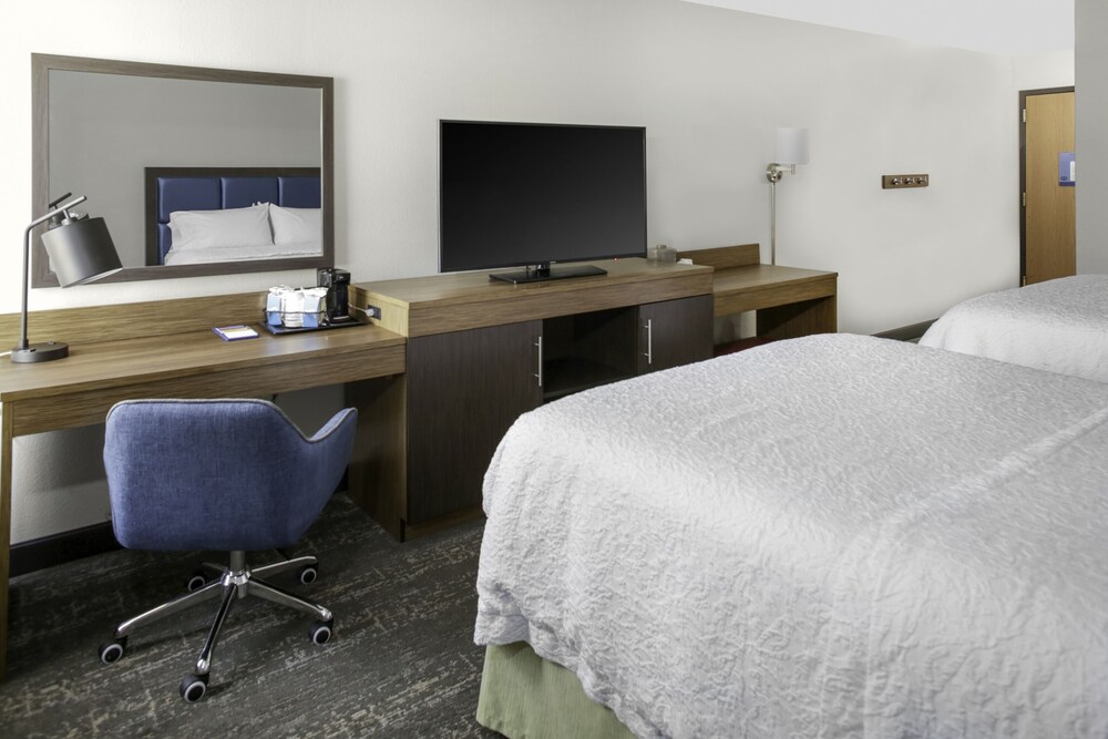 Hampton Inn Portage - photo 8