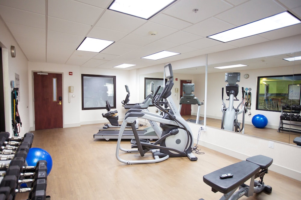 Holiday Inn Express & Suites Knoxville Farragut by IHG - photo 51