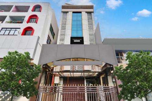 Super Townhouse Kankarbagh Formerly Kunwar Alcajars — 4-Star Luxury Hotel in Patna, India