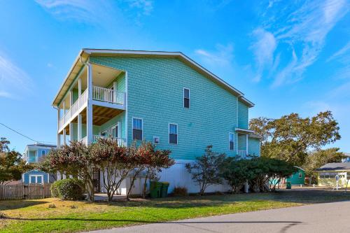 Island Dreams by Carolina Beach Realty in Kure Beach, United States