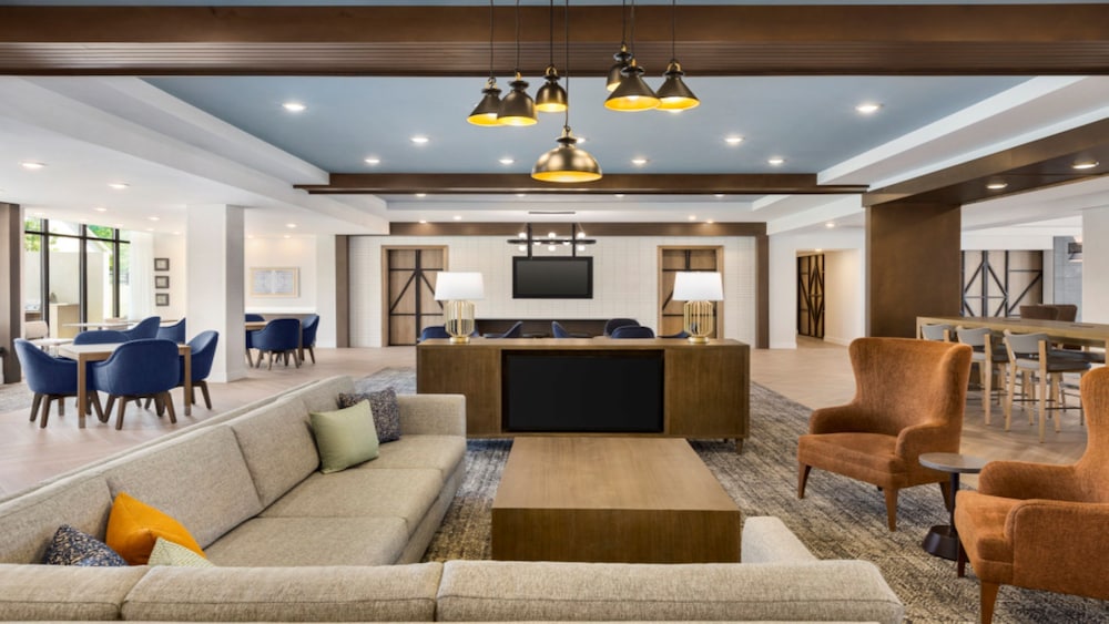 Staybridge Suites Lexington South an IHG Hotel - photo 42