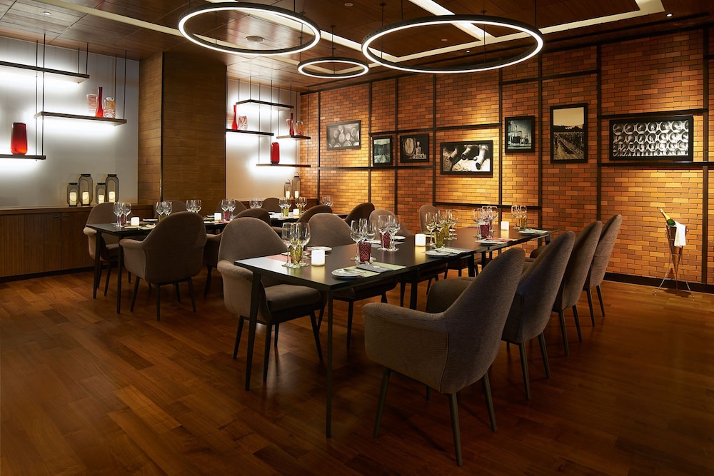 מזון ומשקאות