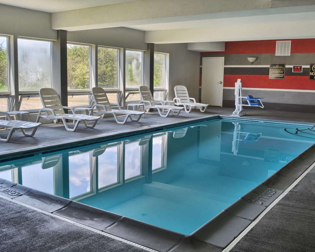Comfort Inn Ruther Glen near Kings Dominion - photo 24
