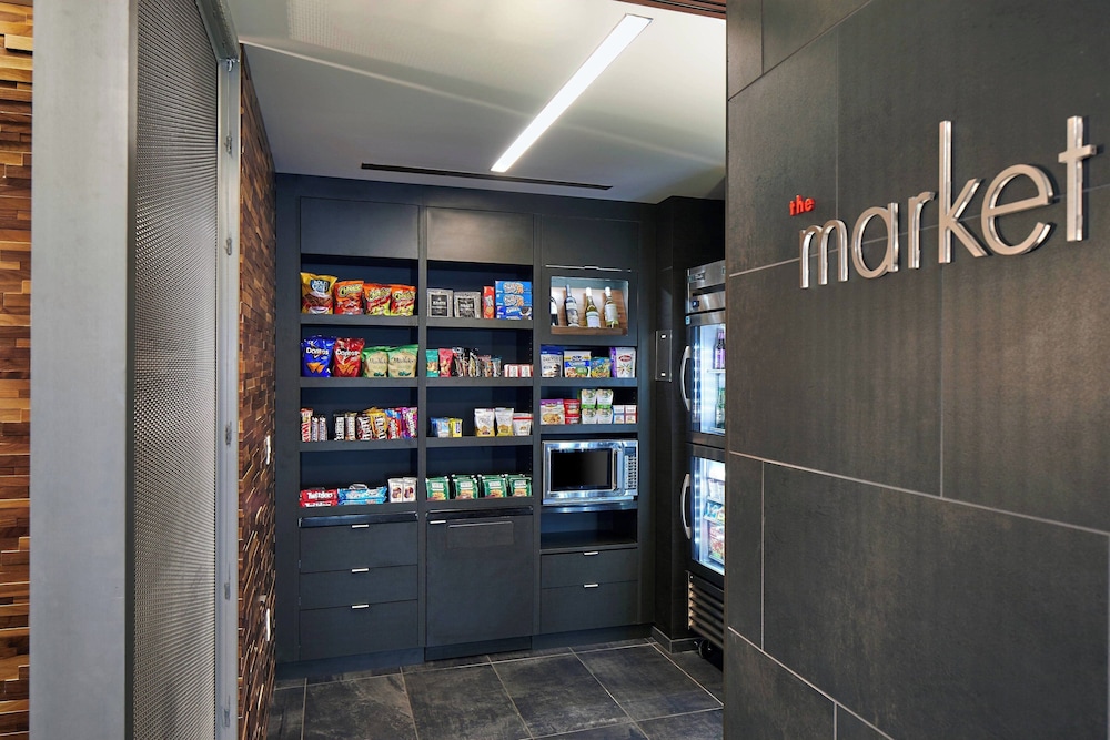 Courtyard by Marriott Baltimore Downtown McHenry Row - photo 25