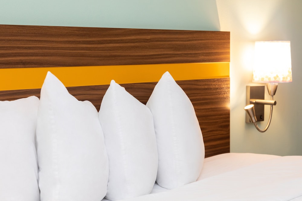 SPOT X Hotel Orlando Intl Dr by The Red Collection - photo 13