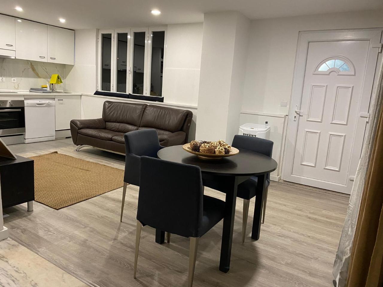 Open Home Lisbon Almada — 4-Star Luxury Hotel in Almada, Portugal