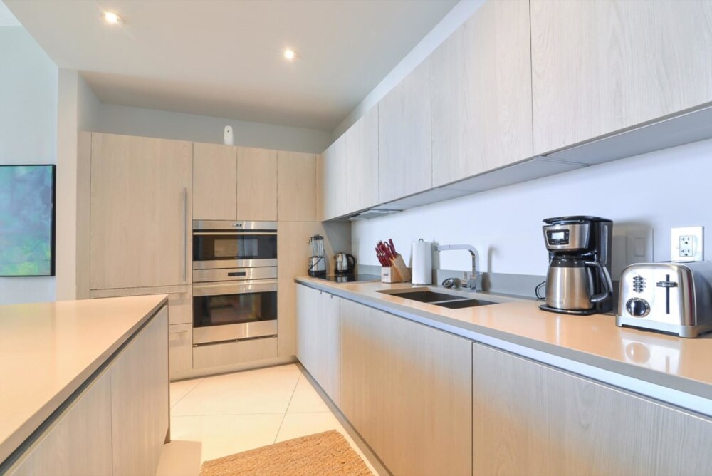 Contemporary Beach Resort Condos - photo 38
