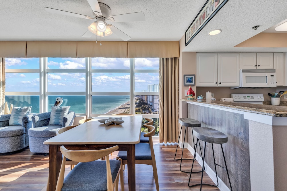 Carolinian Resort Stunning Condos - photo 36
