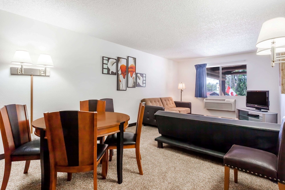 Days Inn by Wyndham Sandpoint - photo 19