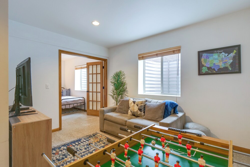 12 Mi to Breckenridge Ski Resort Cabin with Hot Tub - photo 17