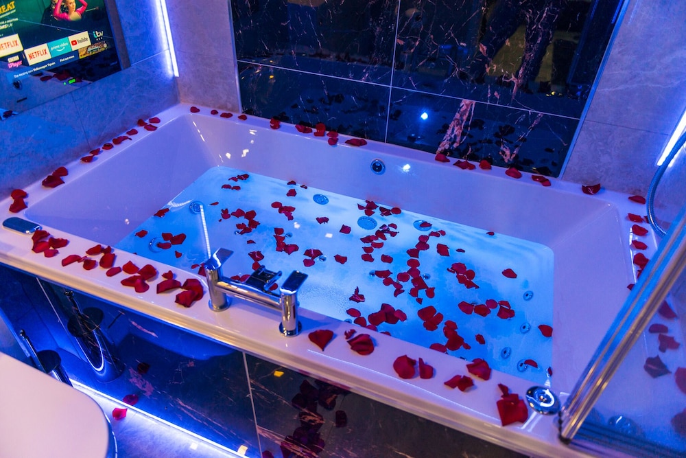 Sawrey Serviced Apartments — 4-Star Luxury Hotel in Bradford, United Kingdom