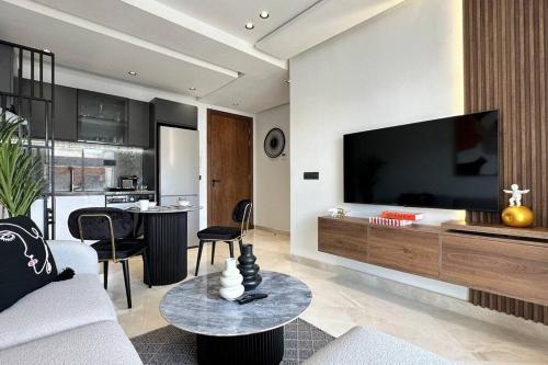 Top Floor Studio By AppartAli — 4-Star Luxury Hotel in Casablanca, Morocco