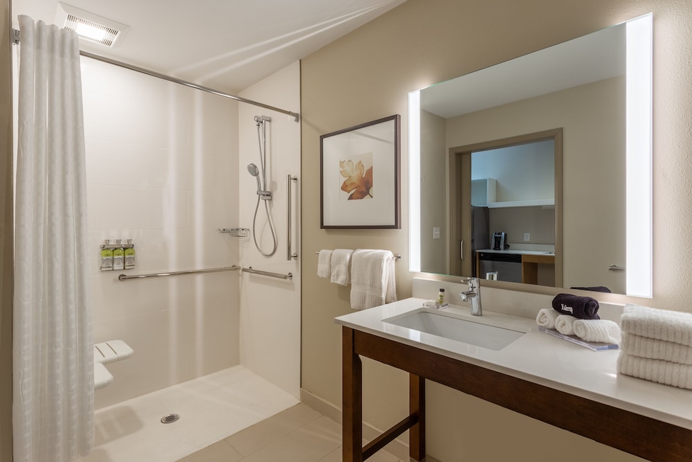 Candlewood Suites Fargo South Medical Center by IHG - photo 14