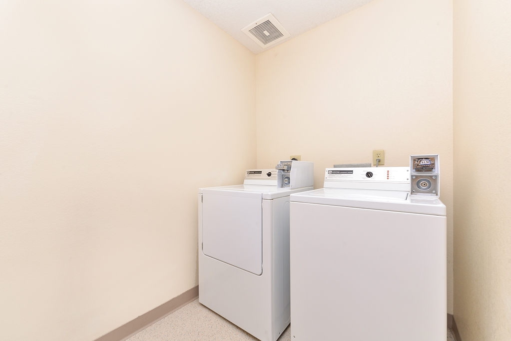 Americas Best Value Inn & Suites Spring Valley - photo 28