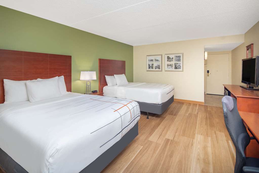 Wingate by Wyndham Valdosta Moody AFB - photo 20